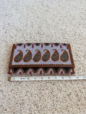 Beaded Paisley Fold-Over Clutch Wallet/shoulder bag
